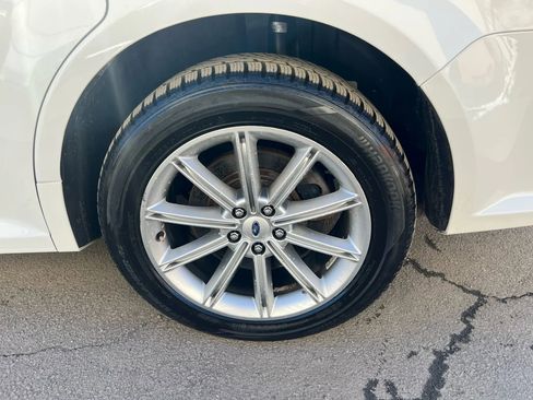 Used 2019 Ford Flex Limited AWD/4WD image 11