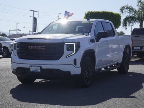 Used 2023 GMC Sierra 1500 Elevation AWD/4WD image 8
