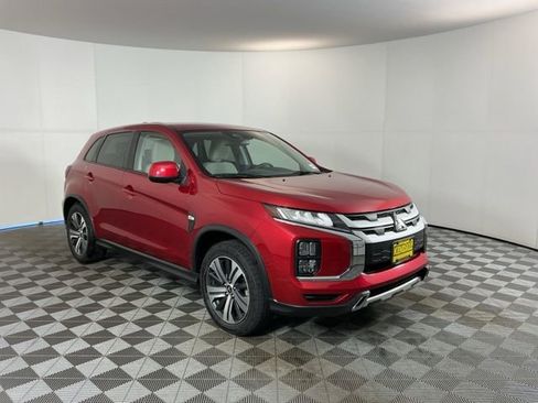 Used 2021 Mitsubishi Outlander Sport ES image 3