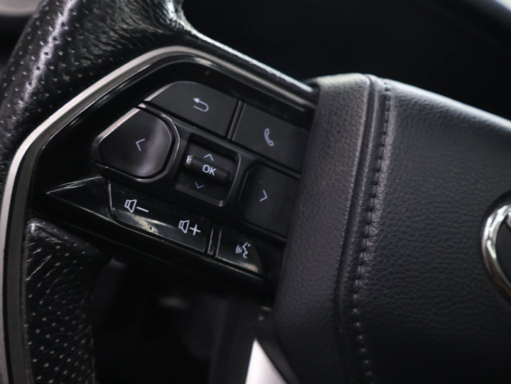 Used 2022 Toyota Tundra Limited RWD image 19