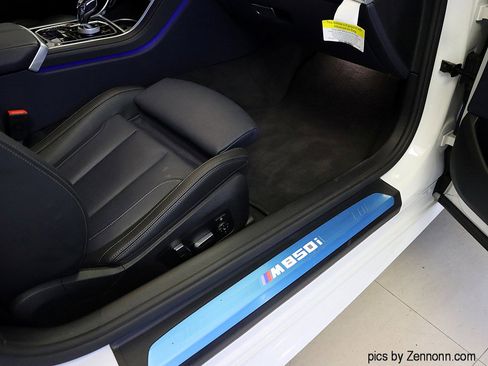 Used 2025 BMW M850i xDrive Coupe image 35