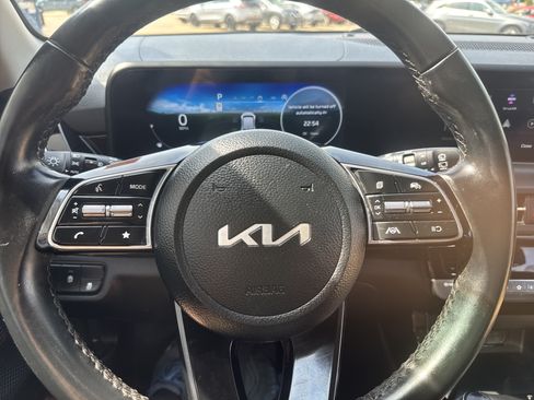 Used 2024 Kia Seltos S AWD/4WD image 12