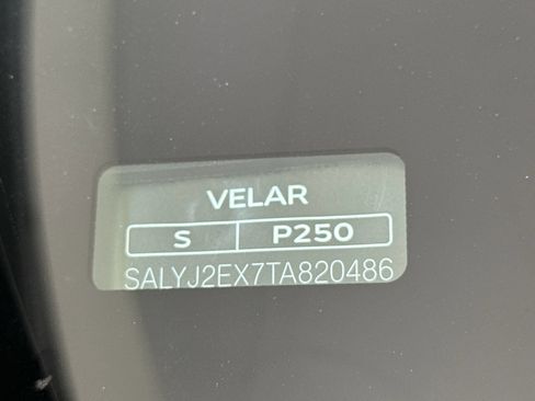Used 2026 Land Rover Range Rover Velar S AWD/4WD image 17