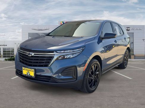 Used 2024 Chevrolet Equinox LS w/ LS Convenience Package FWD image 1