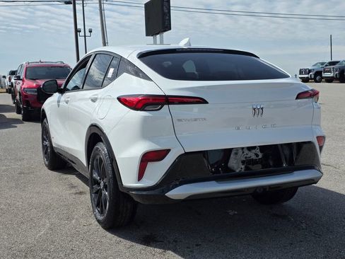 New 2026 Buick Envista Sport Touring image 5