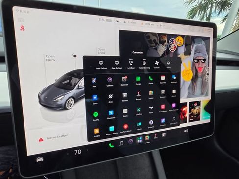 Used 2023 Tesla Model 3 Standard Range RWD image 35