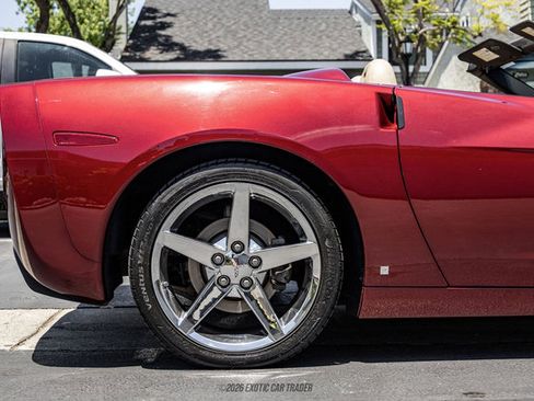 Used 2006 Chevrolet Corvette Convertible w/ Preferred Equipment Group RWD image 10