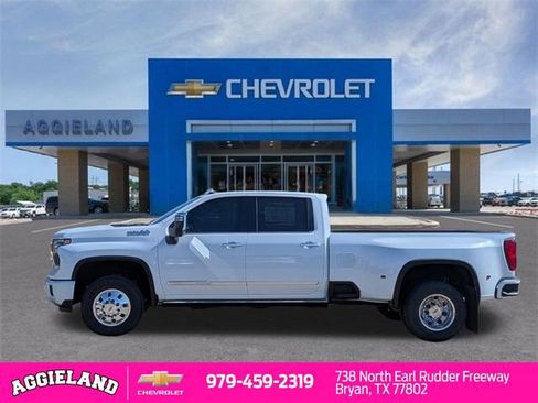 New 2026 Chevrolet Silverado 3500 High Country w/ High Country Premium Package image 45
