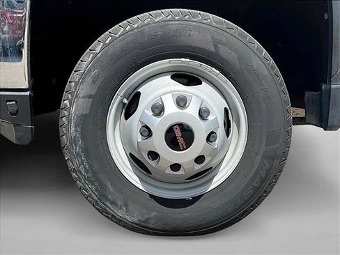 Used 2022 GMC Sierra 3500 Pro AWD/4WD image 10