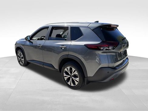 Used 2023 Nissan Rogue SV w/ SV Premium Package image 5