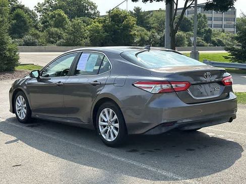 Used 2019 Toyota Camry LE w/ Convenience Package FWD image 21