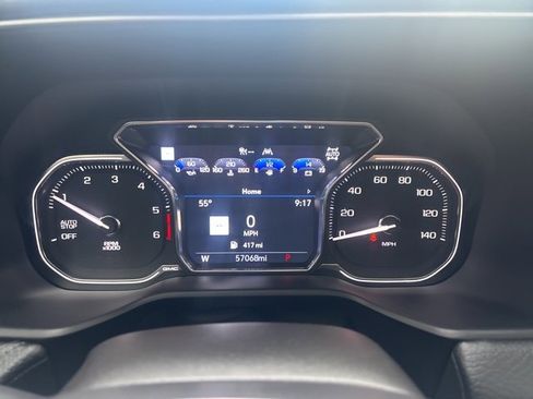 Used 2021 GMC Yukon Denali w/ Advanced Technology Package image 27