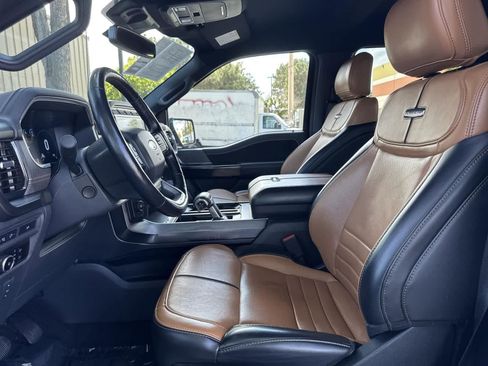 Used 2023 Ford F150 Platinum image 23