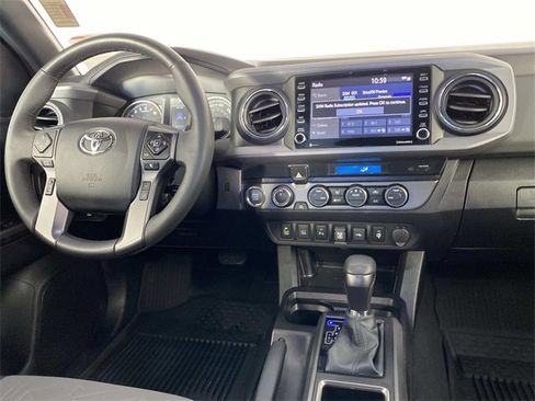 Used 2023 Toyota Tacoma TRD Sport image 13
