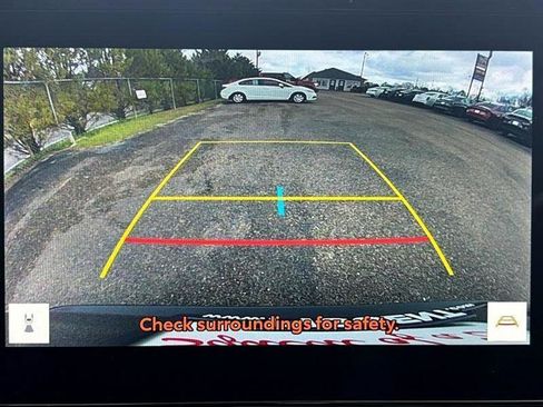 Used 2025 Toyota RAV4 XLE w/ Convenience Package image 29