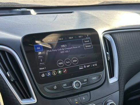 Certified 2024 Chevrolet Malibu LT image 9