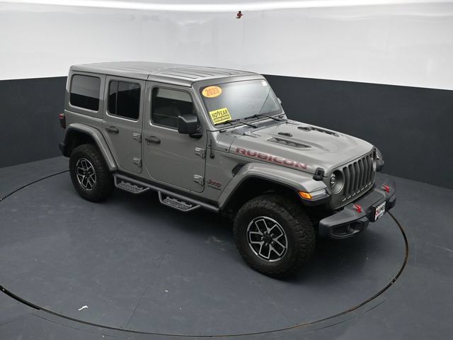 Used 2022 Jeep Wrangler Unlimited Rubicon w/ LED Lighting Group AWD/4WD image 12