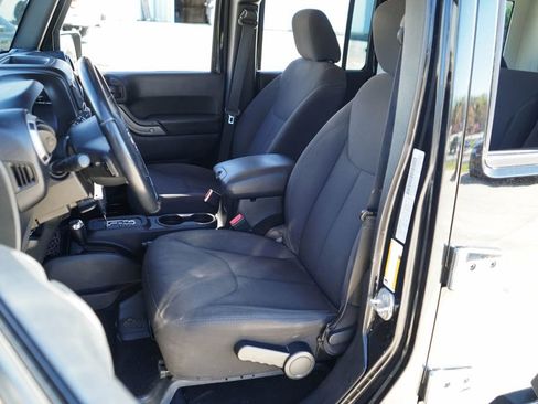 Used 2015 Jeep Wrangler Unlimited Sport w/ Quick Order Package 24S image 8