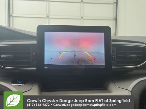 Used 2024 Ford Explorer XLT w/ Equipment Group 202A image 25