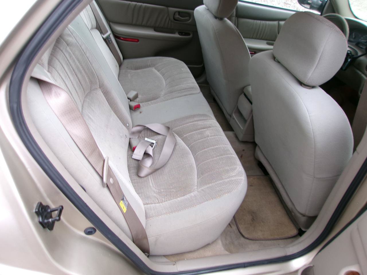 Used 2004 Buick Century Custom FWD image 8
