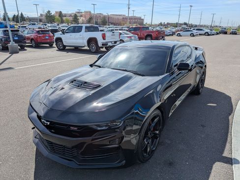 Used 2022 Chevrolet Camaro SS image 8