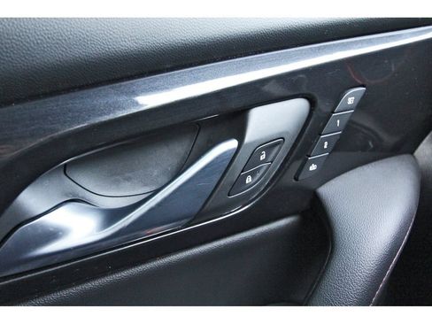 Used 2022 Chevrolet Blazer RS w/ Enhanced Convenience Package FWD image 21