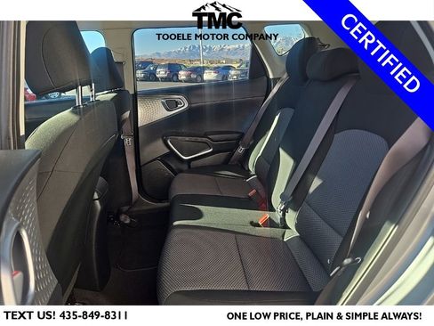 Used 2023 Kia Soul LX w/ LX Technology Package image 22
