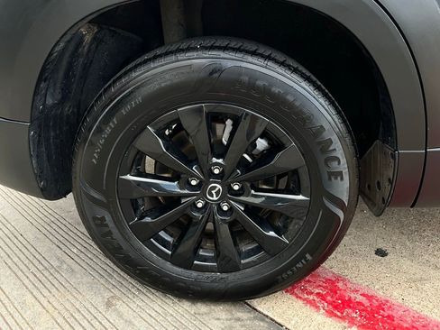 Used 2025 MAZDA CX-50 AWD 2.5 S w/ Premium Package image 9