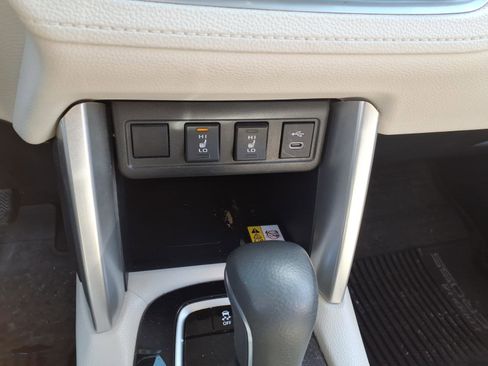 Certified 2023 Toyota Corolla Cross XLE w/ Convenience Package image 14