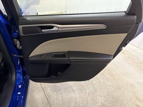 Used 2017 Ford Fusion S image 14