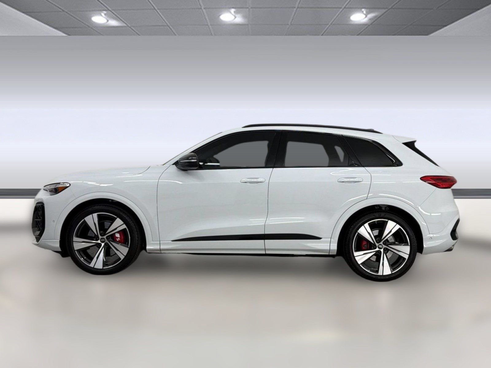 Used 2025 Audi SQ5 Premium Plus AWD/4WD image 2