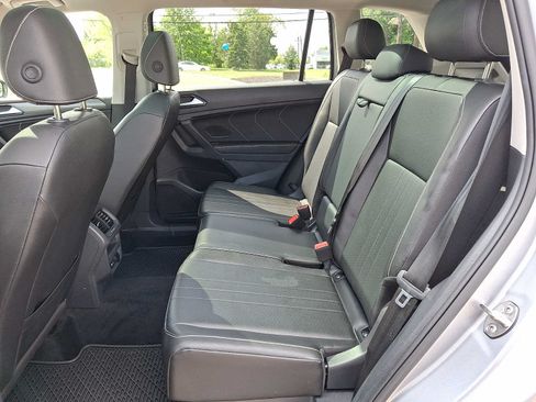 Certified 2024 Volkswagen Tiguan SE AWD/4WD image 8