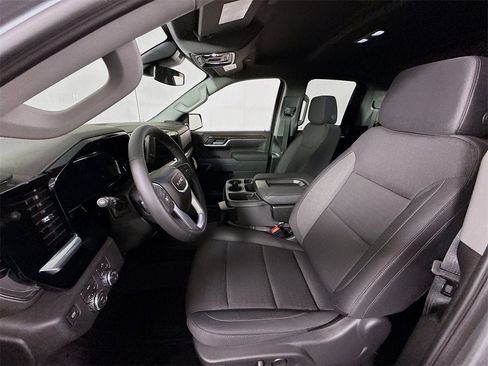 New 2026 GMC Sierra 1500 SLE w/ Preferred Package image 16