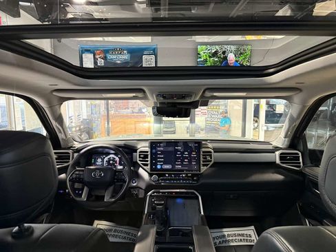 Used 2024 Toyota Tundra Limited AWD/4WD image 33