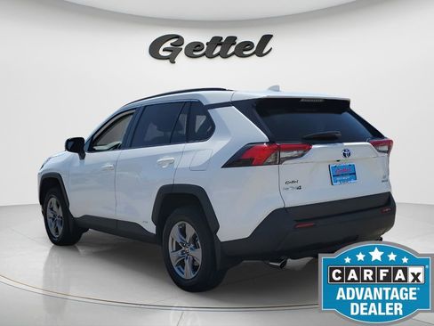 Used 2024 Toyota RAV4 LE AWD/4WD image 7