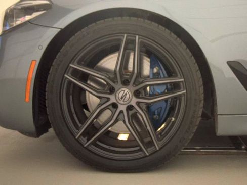 Used 2019 BMW M550i xDrive w/ Premium Package 2 AWD/4WD image 7