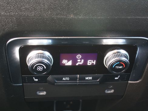 Used 2023 GMC Yukon Denali image 41