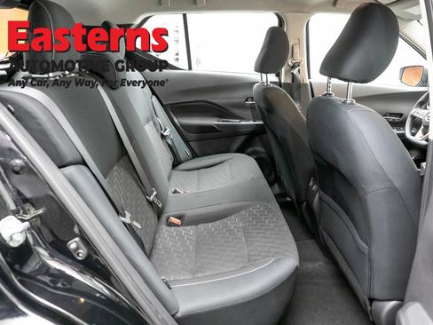 Used 2023 Nissan Kicks SV FWD image 22