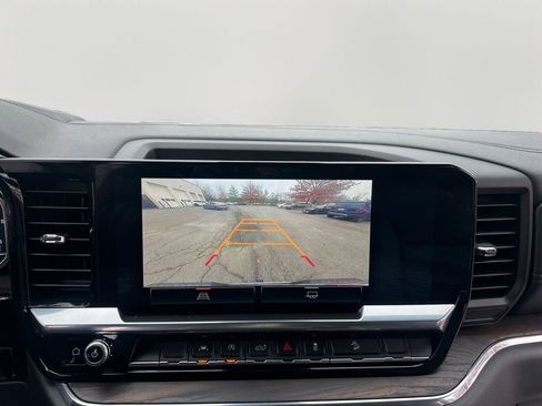 Used 2023 GMC Sierra 1500 SLT w/ SLT Premium Package image 16