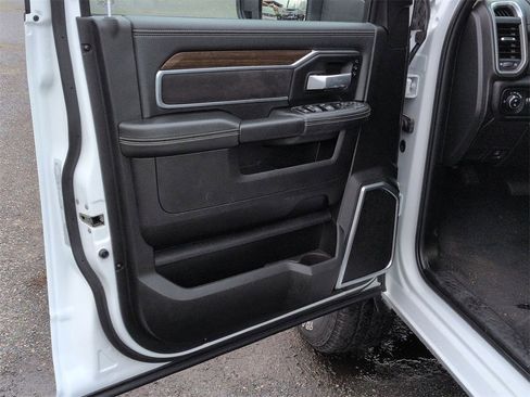 Used 2024 RAM 2500 Laramie image 9