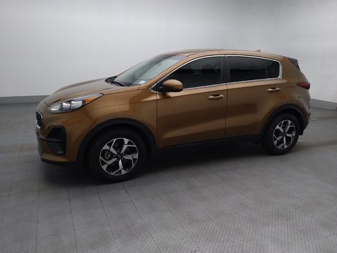 Used 2021 Kia Sportage LX FWD image 2