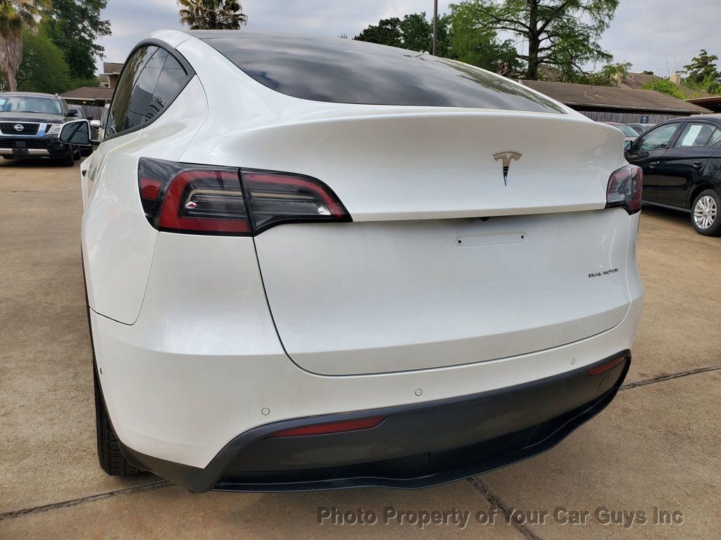 Used 2022 Tesla Model Y Long Range AWD/4WD image 11