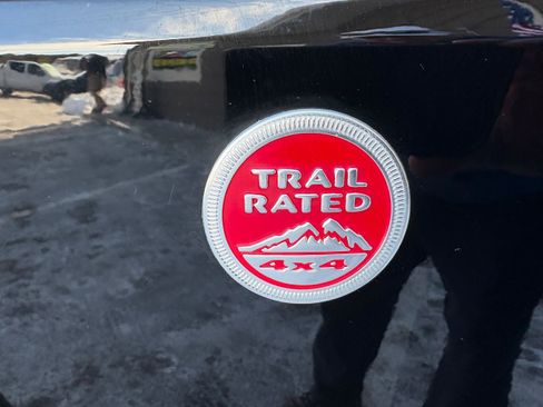 Used 2016 Jeep Wrangler Unlimited Rubicon image 10