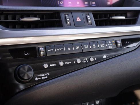 Used 2019 Lexus ES 350 FWD image 19