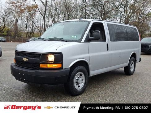 Certified 2016 Chevrolet Express 2500 LS image 3