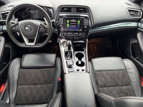 Used 2021 Nissan Maxima SR w/ Sport Mat Group FWD image 13