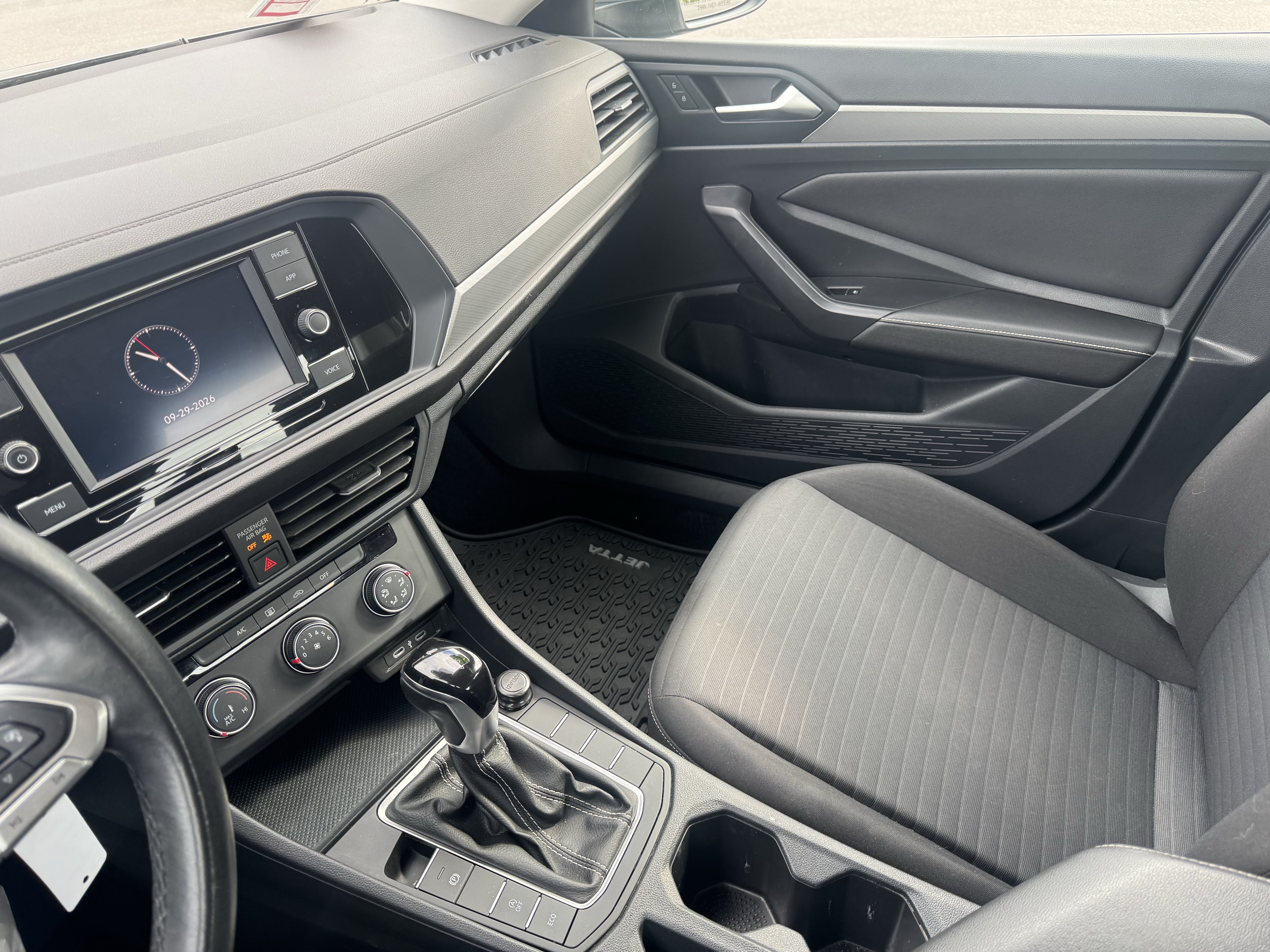 Used 2024 Volkswagen Jetta S FWD image 23