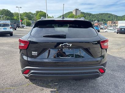 New 2026 Chevrolet Trax LT w/ Sunroof Package