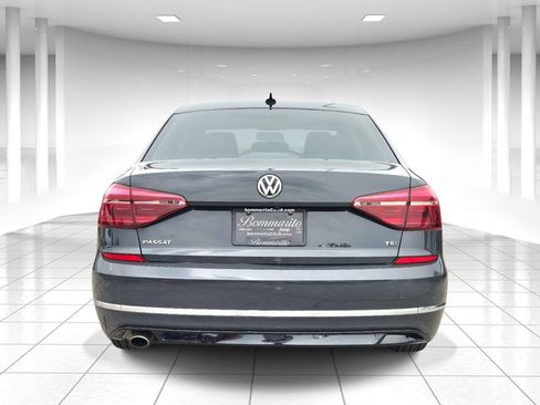 Used 2018 Volkswagen Passat 2.0T S FWD image 4