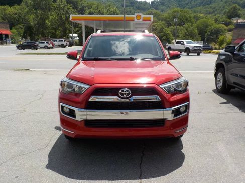 Used 2016 Toyota 4Runner Limited AWD/4WD image 7
